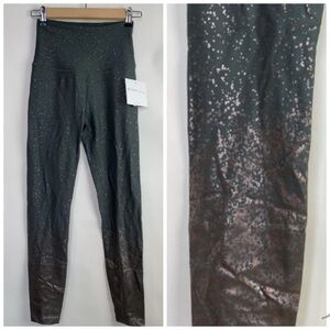 Beyond Yoga Alloy Ombre‎ high rise Metallic Leggings Size Small sf3243